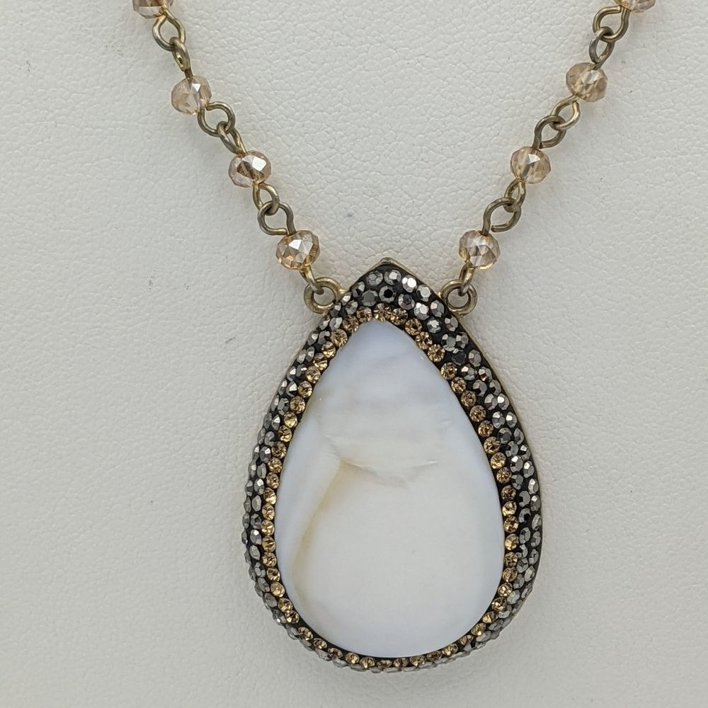 Mother of Pearl Gold Pear Shape Crystal Necklace